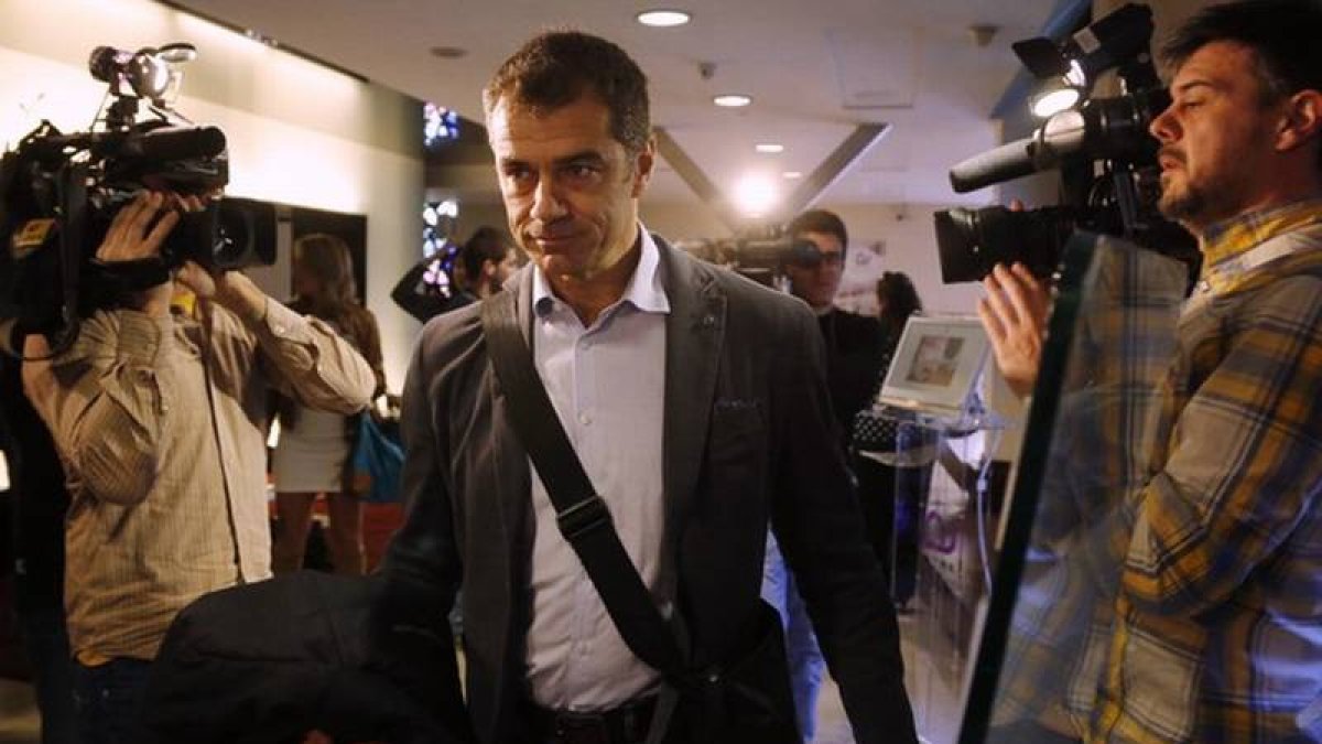 El diputado de UPyD Toni Cantó pedirá la dimisión de la dirección.-Foto: AGUSTÍN CATALÁN