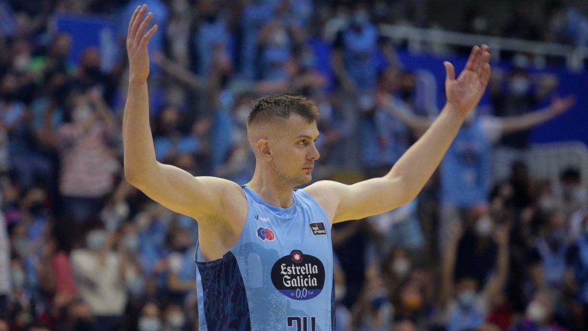 Rasid Mahalbasic, con la camiseta del Breogán. ACB PHOTO / C. CASTRO