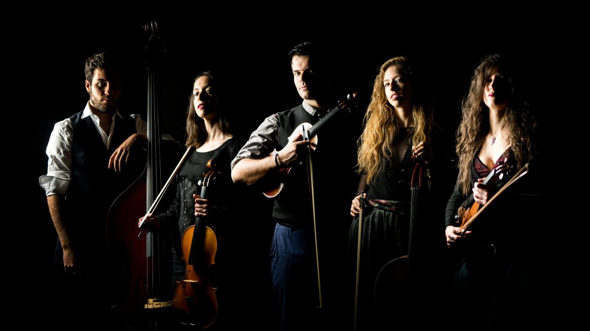 Miembros de Barcelona Rock Strings & Orchestra. ECB