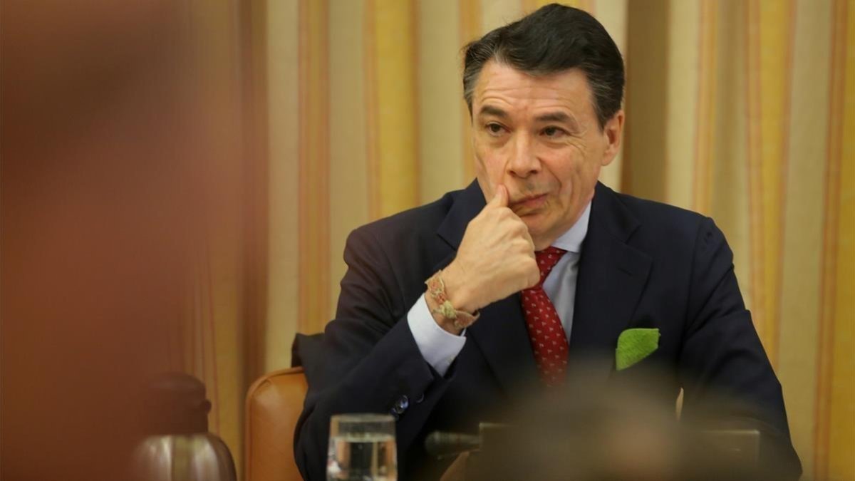 Ignacio Gonzalez expresidente de la Comunidad de Madrid durante la comision sobre la financiacion irregular del Partido Popular celebrada en el Congreso de los Diputados-JOSE LUIS ROCA