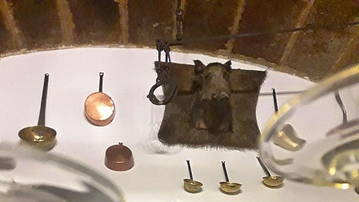 Trato familiar. Mónica Hontoria destacala buena cocina, situación privilegiada en Ávila y el trato familiar.-A.G.
