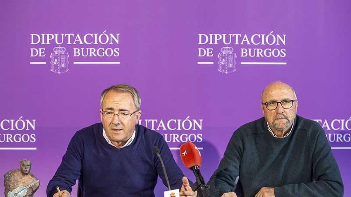 Carretón (I) y Alvarez (D) destacaron ayer la calidad de los participantes, que de nuevo llegan de todo el país.-S. O.