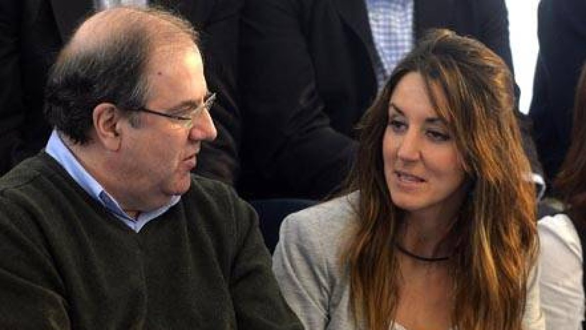 Raquel Fernández (Segovia) con Herrera.-ICAL