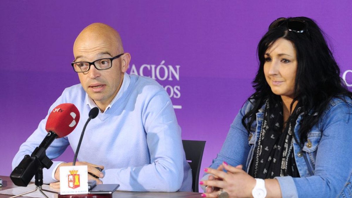 El alcalde Luis Jorge del Barco (PP) y la edil Noemí González (PSOE) aseguraron que se involucra todo el pueblo.-I. L. M.
