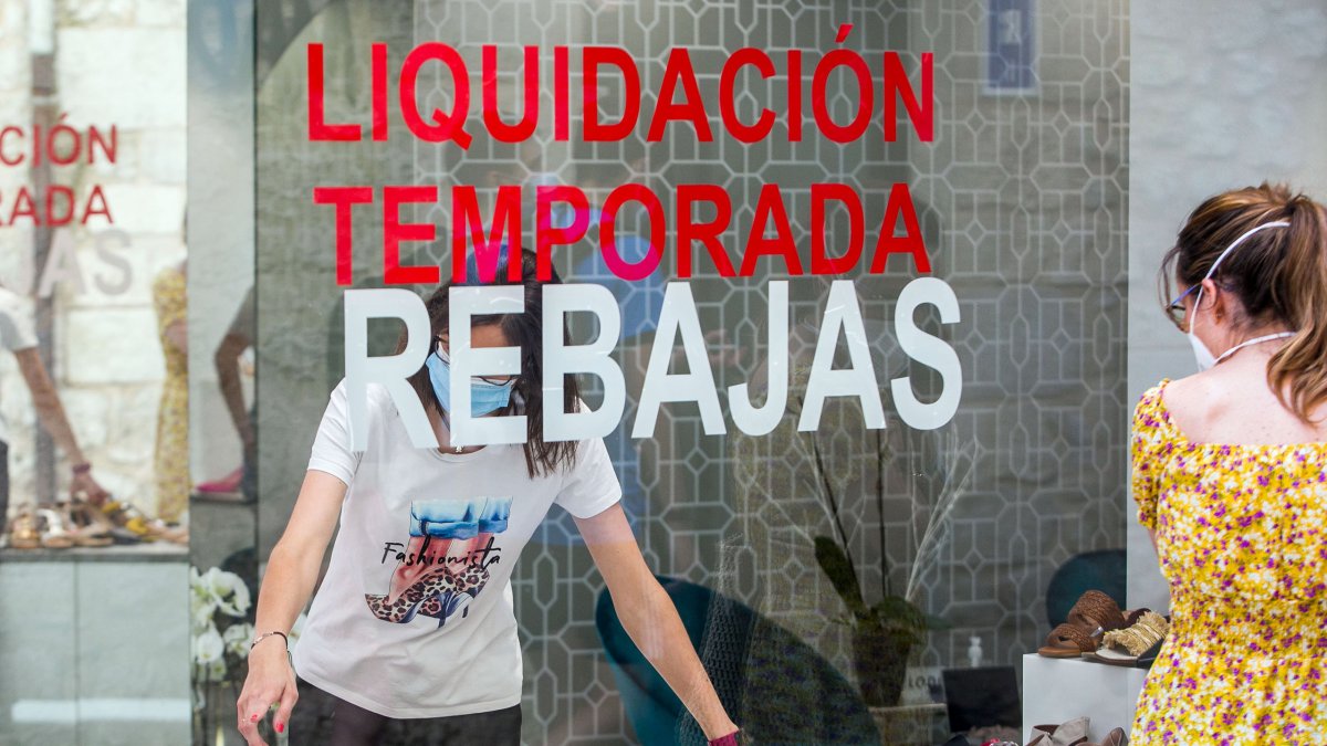 De la Fuente señala que la caída del paro y el aumento de afiliación confirman la
