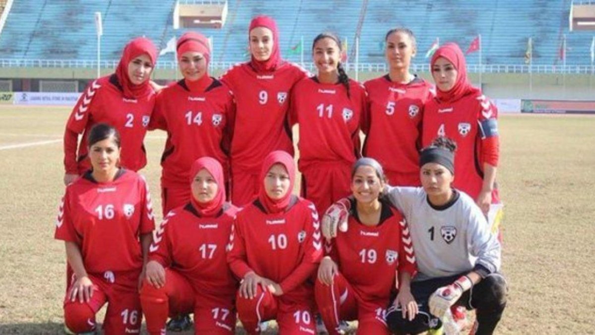 Imagen de la selección afgana de fútbol publicada por la capitna Popal en su cuenta oficial de Twitter.-TWITTER / KHALIDA POPAL
