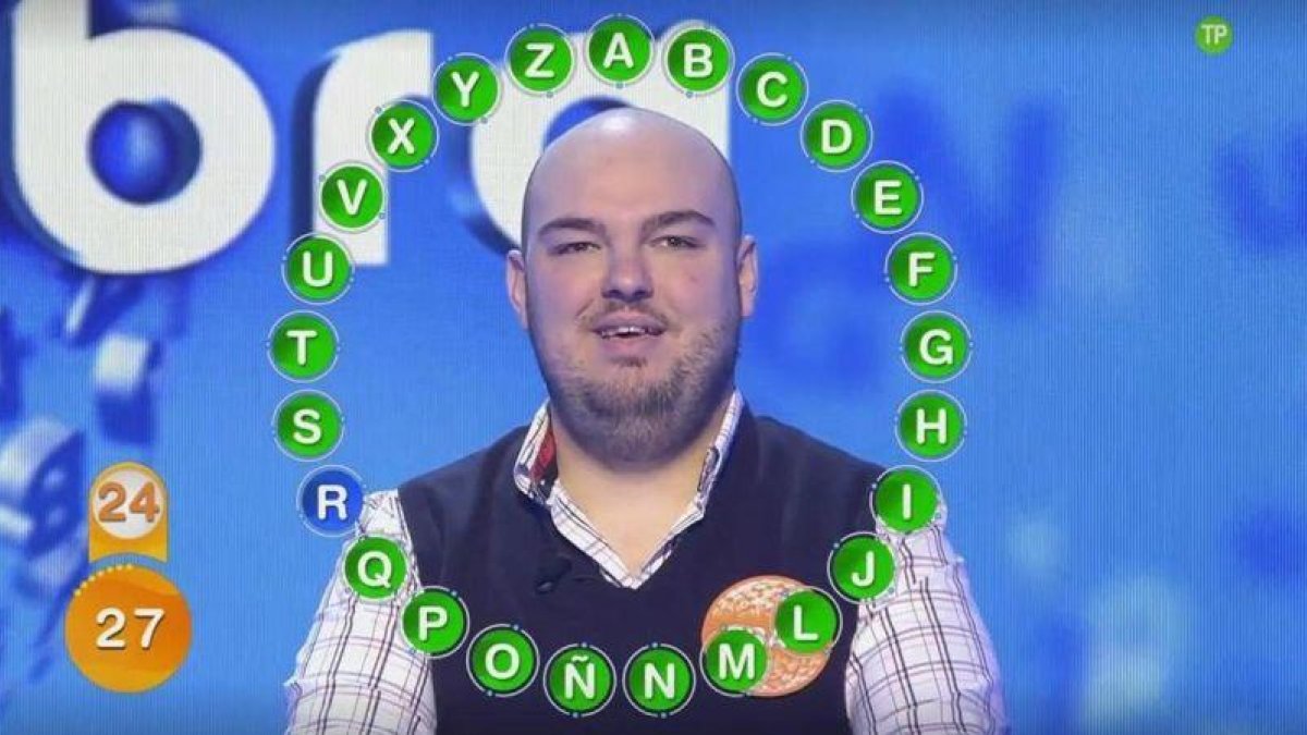 Imagen de Fran González antes de responder la última pregunta del Rosco de Pasapalabra.-TELECINCO