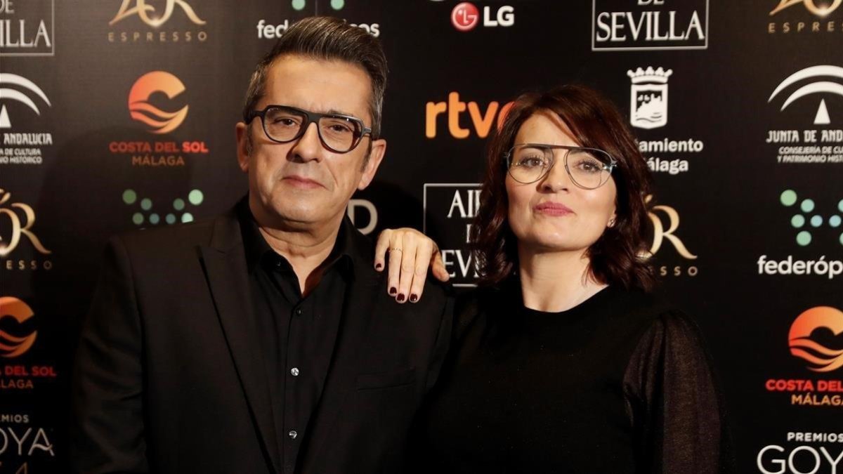 Andreu Buenafuente y Silvia Abril, en la presentación de la gala de los Premios Goya, en Madrid, este lunes.-EFE