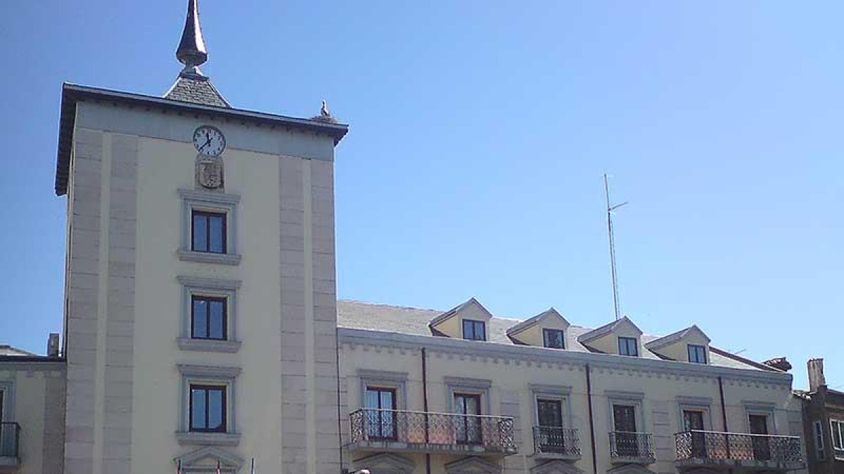 El Ayuntamiento iniciará las negociaciones con los sindicatos.-ECB