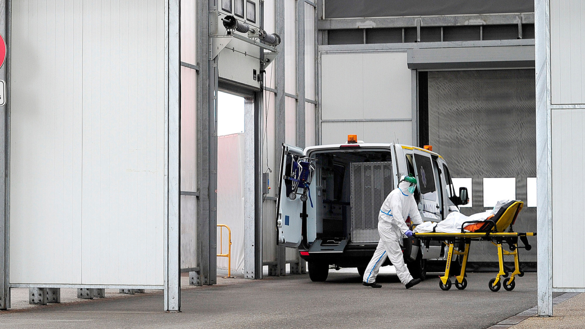 Imagen del acceso de Urgencias del HUBU. ISRAEL L. MURILLO