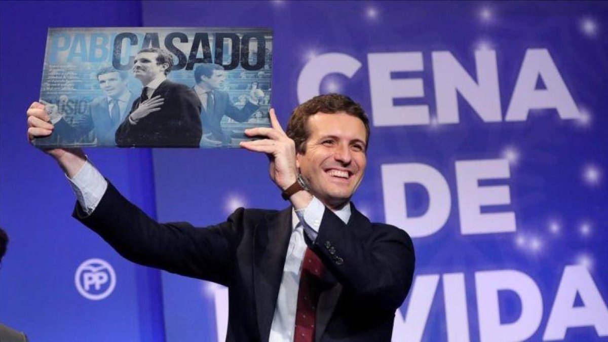 Pablo Casado, el pasado jueves en la cena de Navidad del PP.-JUANJO MARTÍN (EFE)