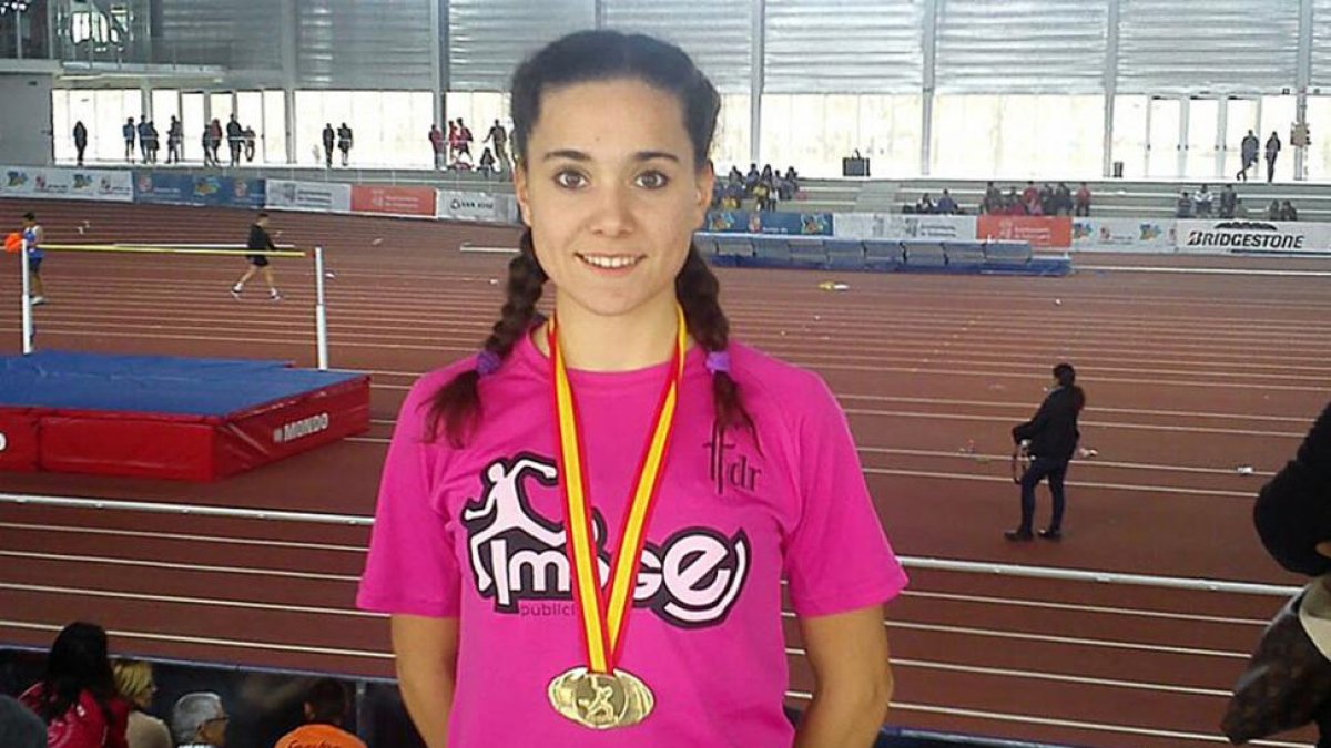 Silvia Pérez (Image FDR) se proclamó campeona de los 800 ml-ECB