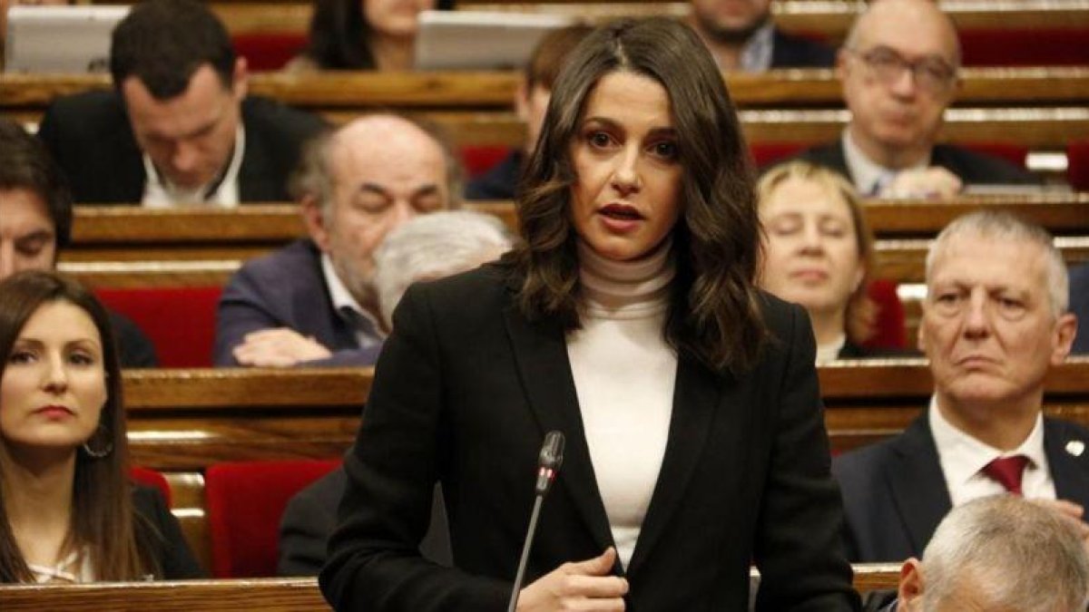 Ines Arrimadas, líder de Ciudadanos en Catalunya, este miércoles en el Parlament.-ACN / GUILLEM ROSET