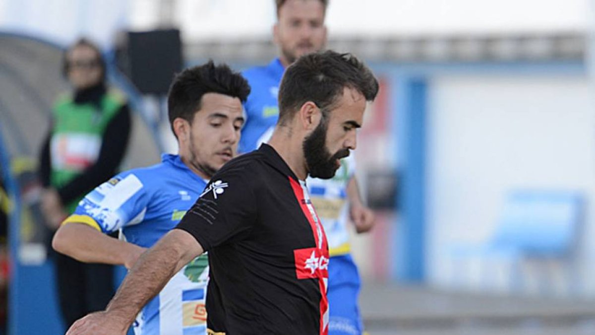 Los ribereños se jugarán el ascenso en el Nuevo Mirador.-Alberto Calvo