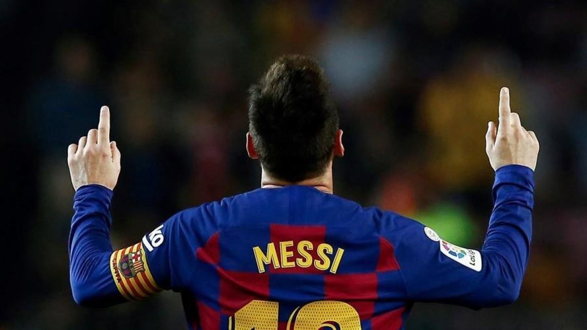 Messi, este martes en el Camp Nou.-EFE