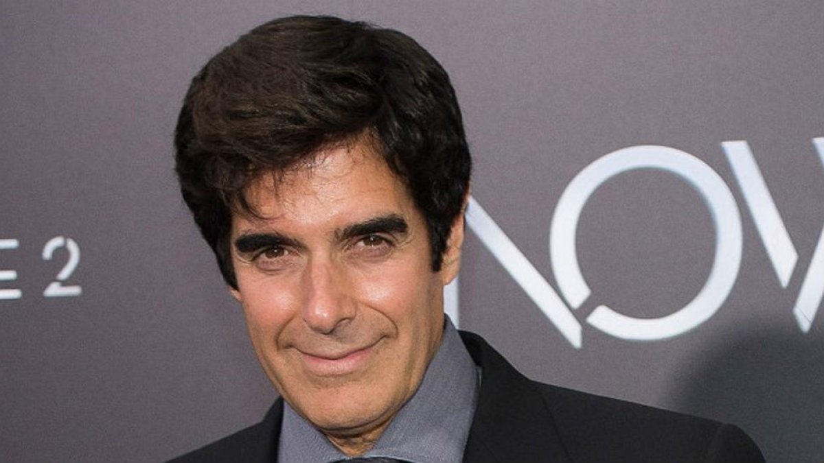 La peor pesadilla de Copperfield, demandado y obligado a desvelar uno de sus famosos trucos.-AP