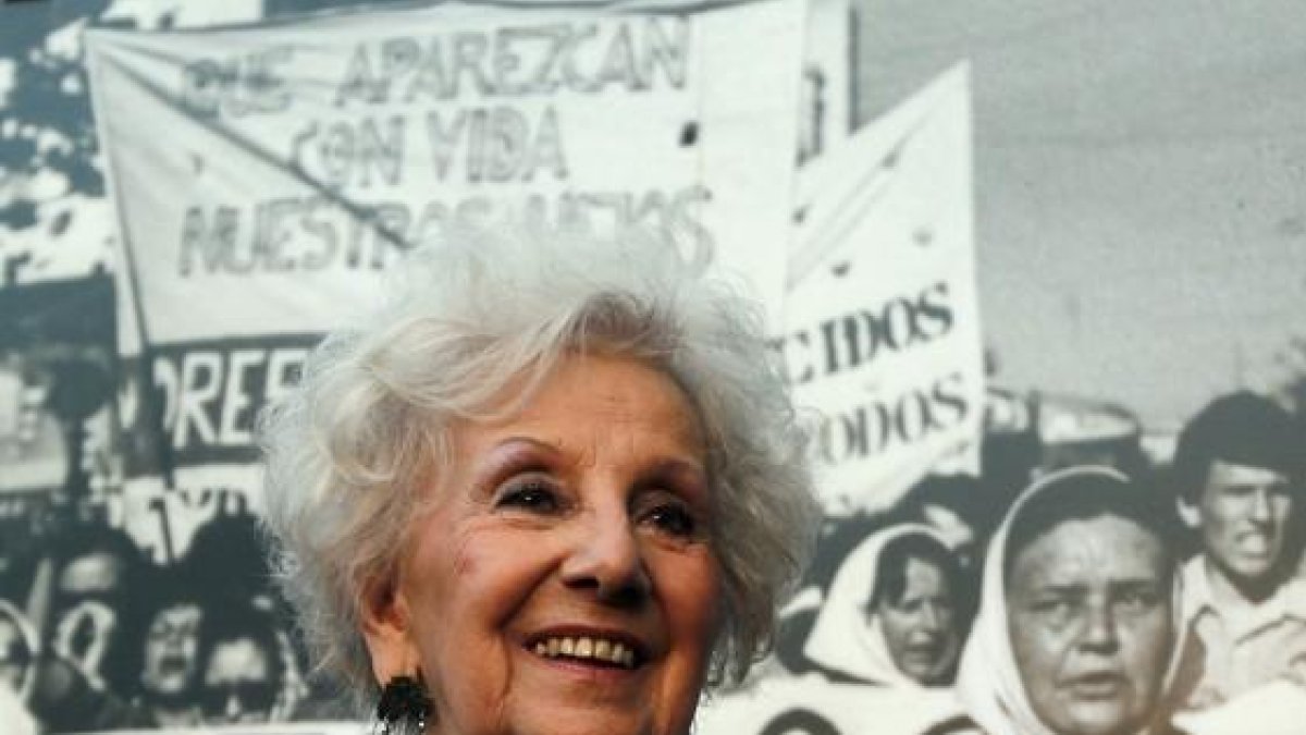 Estela de Carlotto, presidenta de las Abuelas de la Plaza de Mayo, en la inaguración de un centro cultural.-MARCOS BRINDICCI