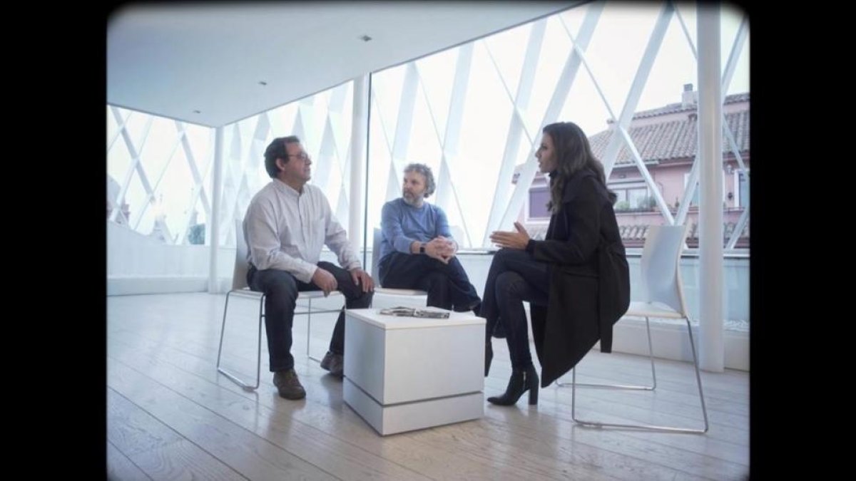 Ana Pastor charla con dos insumisos en el último ¿Dónde estabas entonces?-ATRESMEDIA