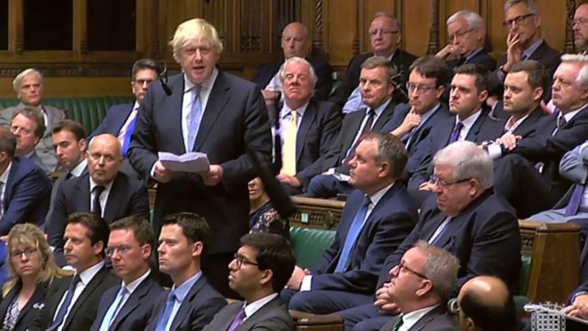 Boris Johnson durante su declaración en la Cámara de los Comunes-44369460