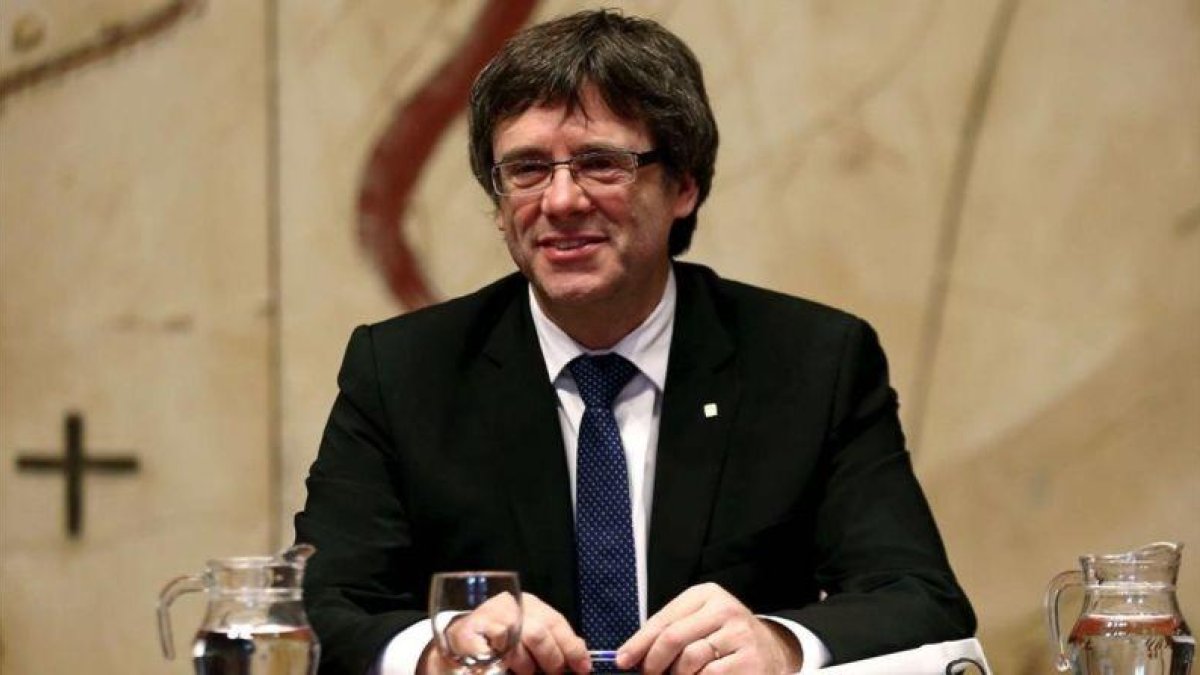El presidente de la Generalitat, Carles Puigdemont.-EFE / TONI ALBIR