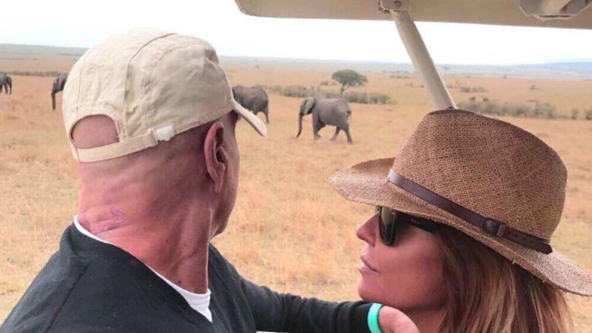 Kiko Matamoros y su esposa Makoke en un safari durante sus vacaciones en Kenia.-MAKOKE (INSTAGRAM)