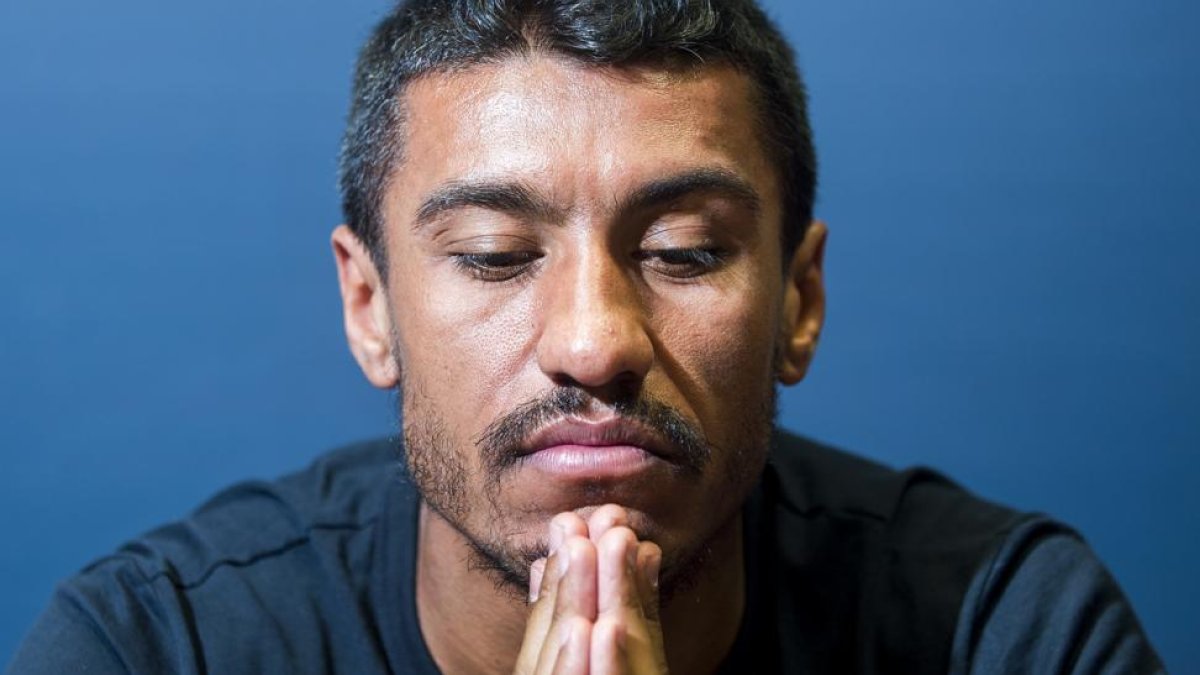 El centrocampista brasileño del FC Barcelona, Paulinho, revela las palabras que le dirigió Messi en el último partido amistoso entre las selecciones de Brasil y Argentina-JORDI COTRINA