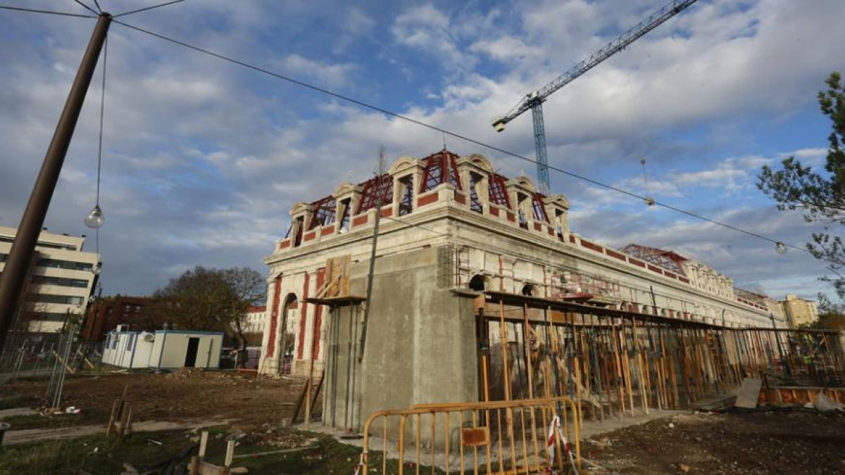 Imagen de las obras de la antigua estación de trenes.-RAÚL G. OCHOA