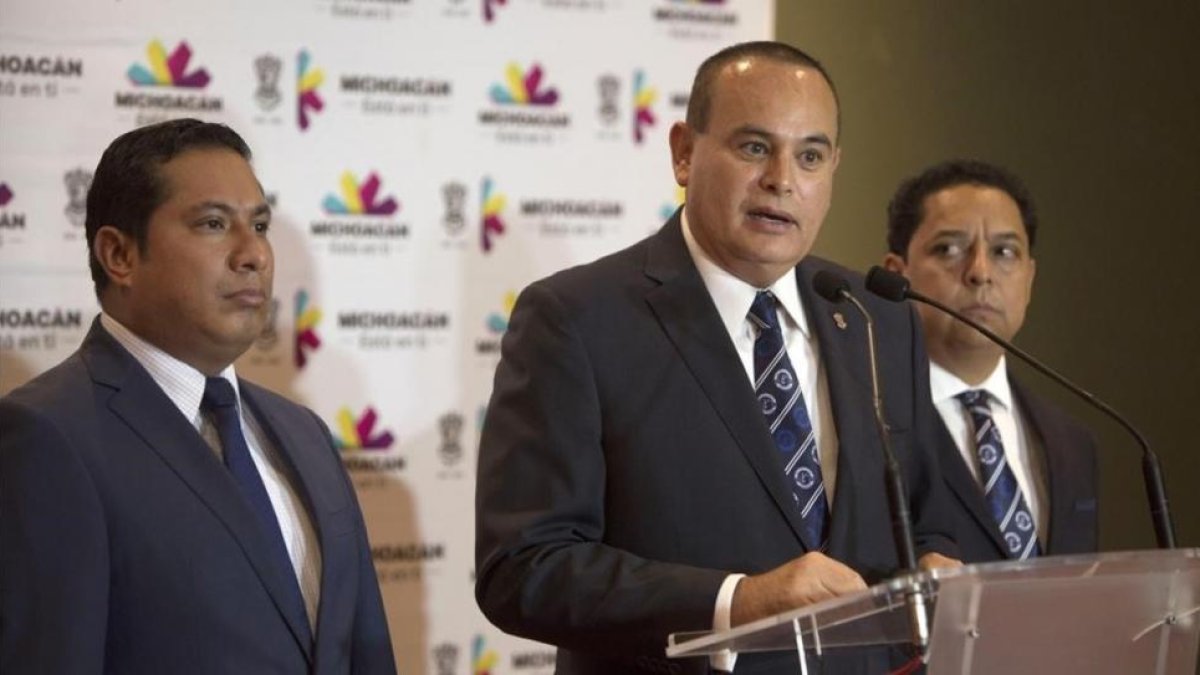 El fiscal del estado de Michoacán, Martin Godoy, informa de la localización del cadáver de Adame.-LUIS ENRIQUE GRANDADOS CACARI