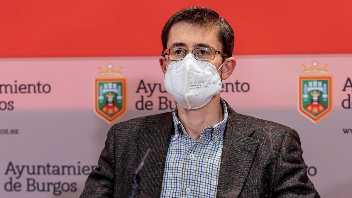 El concejal no adscrito Julio Rodríguez Vigil. SANTI OTERO