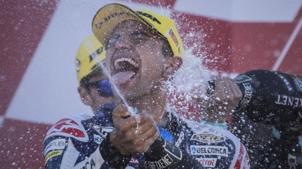Jorge Martin celebra el primer triunfo mundialista.-MIGUEL LORENZO
