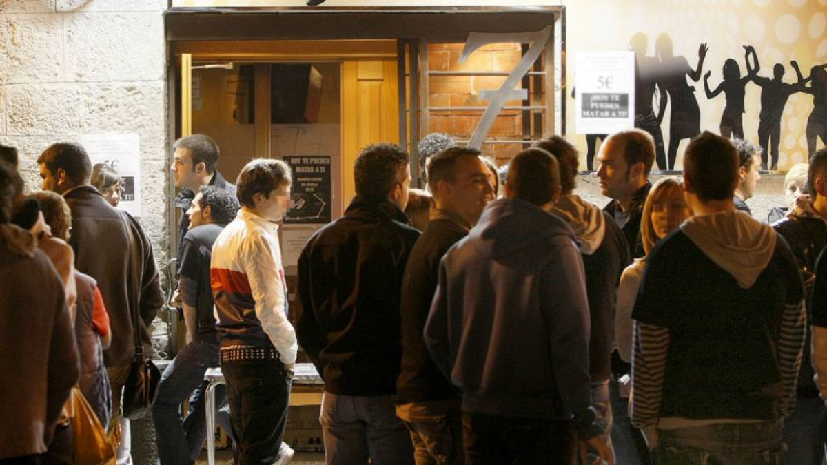 El Ayuntamiento de Burgos analizará el estado de los locales de ocio nocturno.-RAÚL G. OCHOA
