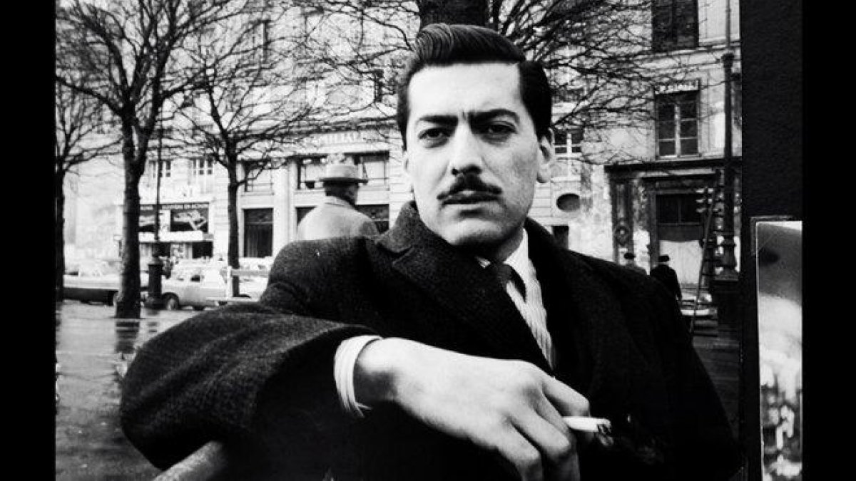 Mario Vargas Llosa, en su etapa en París, a principios de los años 60.-RTVE