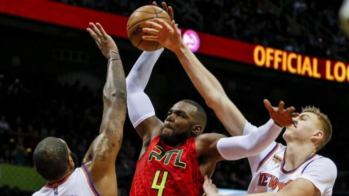 Paul Millsap fue el verdugo de unos Knicks que aguantaron cuatro prórrogas.-BUTCH DILL