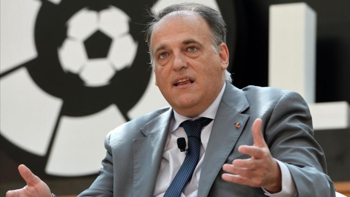 Javier Tebas, durante un acto de LaLiga en Sigapur.-/ ROSLAN RAHMAN / AFP