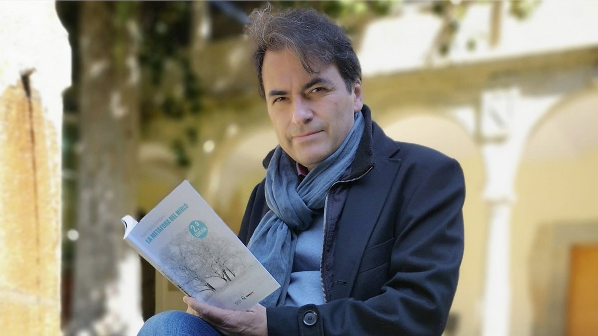 El escritor y profesor de la UBU Pedro Ojeda Escudero. CARMEN MARTÍNEZ PEÑA
