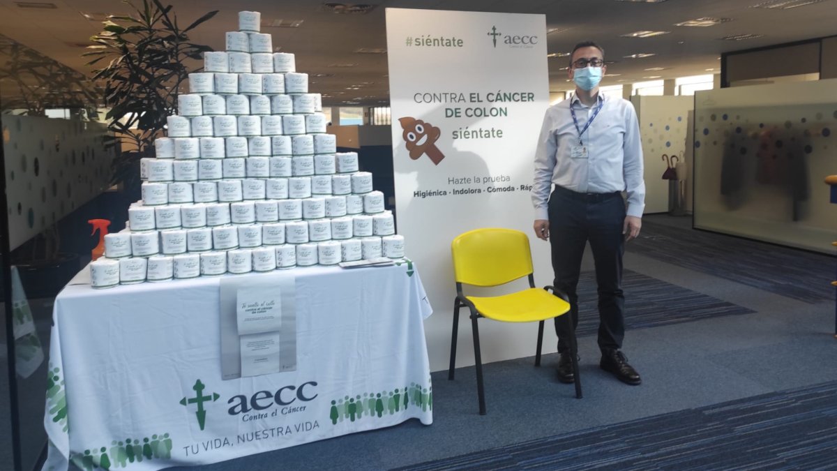 La Junta Provincial de la Asociación Española contra el Cáncer (AECC) lleva toda la semana desarrollando una campaña preventiva en empresas burgalesas. AECC