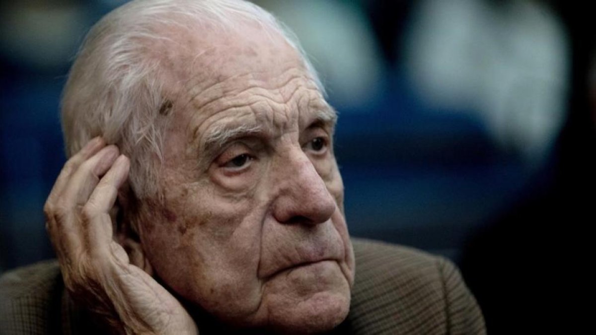 Reynaldo Bignone, en una imagen del 2013.-/ AP / NATACHA PISARENKO