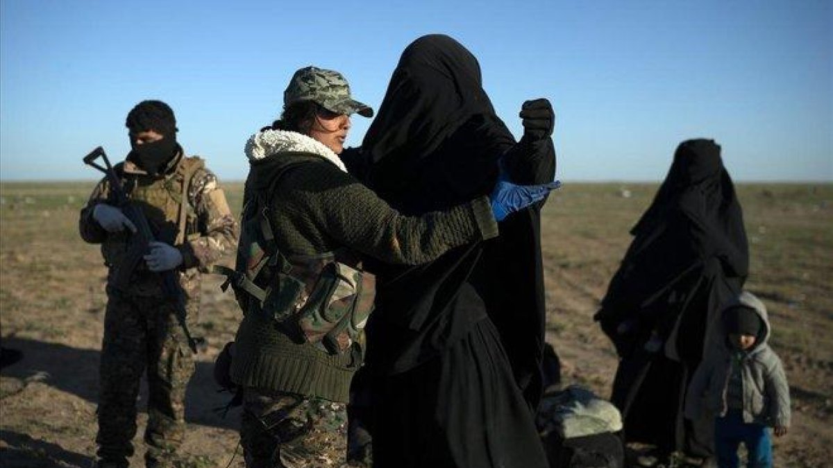 Repatriadas dos mujeres estadounidenses vinculadas al Estado Islámico.-FELIPE DANA