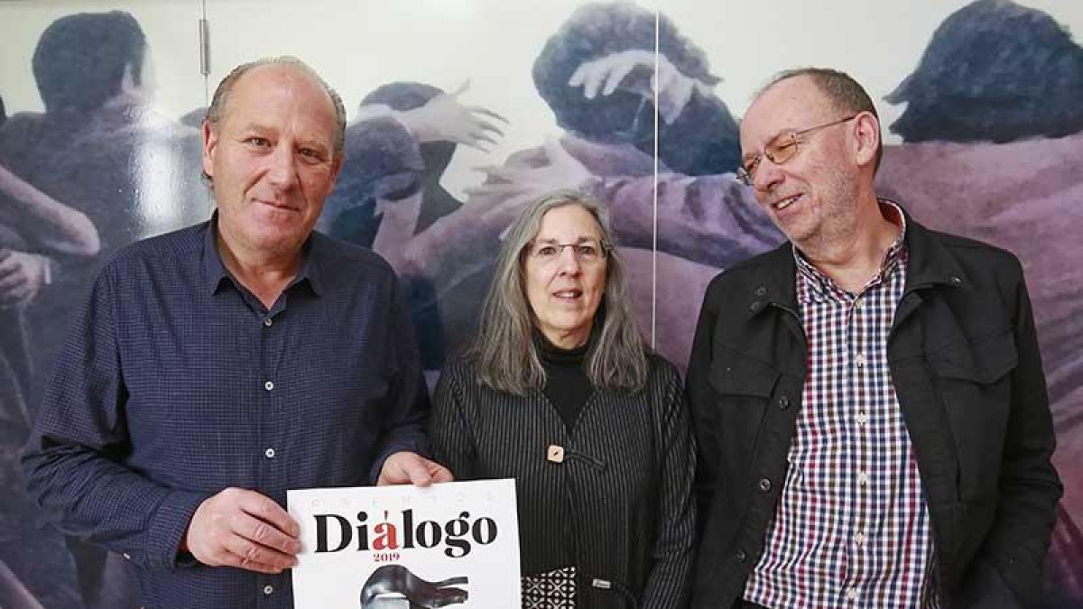 Ángel Citores, Sara Isabel Tapia e Ignacio Fernández, ayer en la presentación de los premios.-RAÚL G. OCHOA