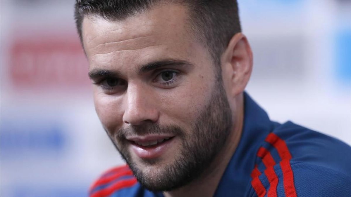 Nacho atiende a la prensa.-/ AP / MANU FERNÁNDEZ