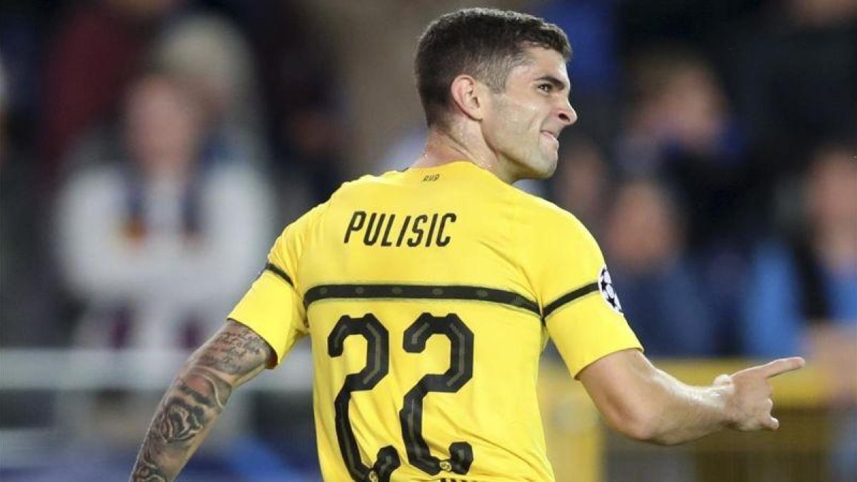 Pulisic, en un partido del Dortmund.-AP / FRANCISCO SECO