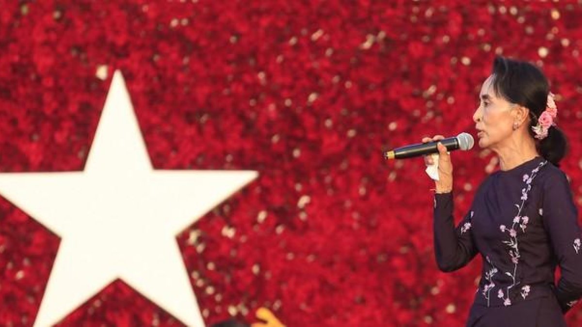 La líder opositora y premio Nobel de la Paz, Aung San Suu Kyi.-EFE / LYNN BO BO