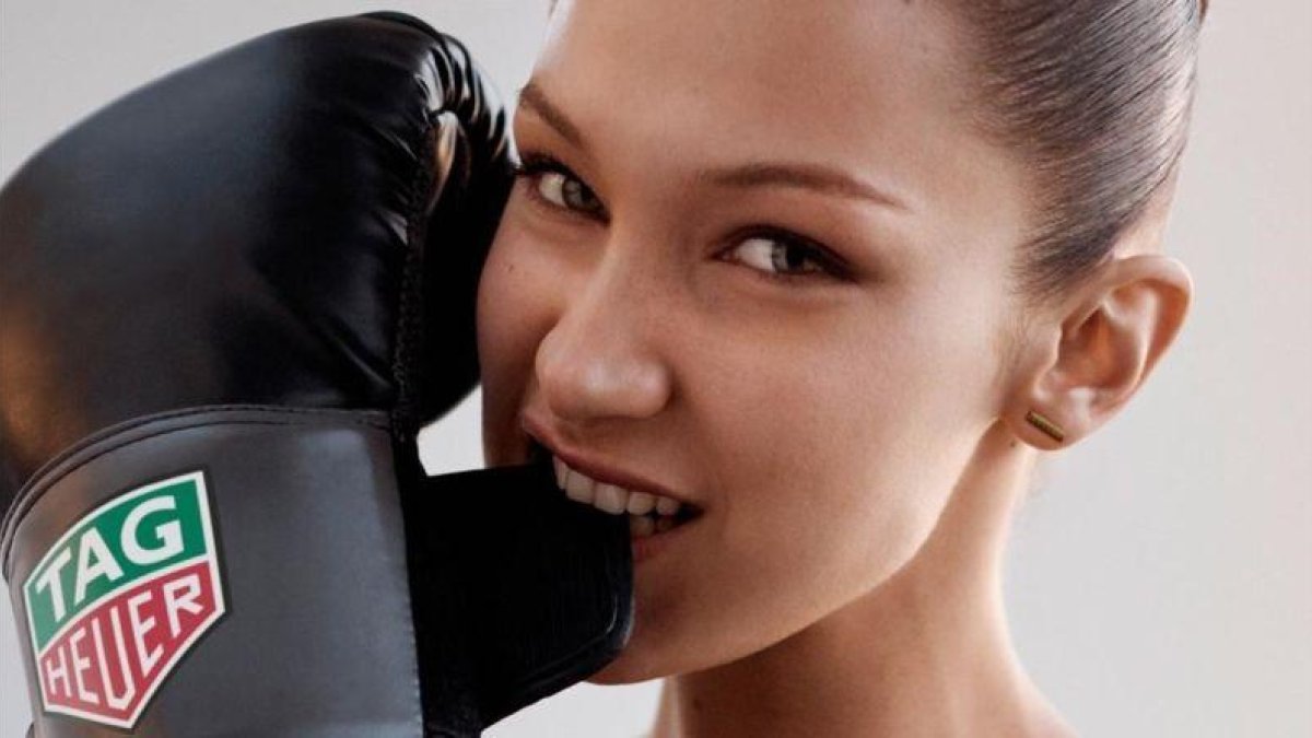 La modelo Bella Hadid, nueva imagen de la marca de relojes Tag Heuer.-BENNETT RAGLIN