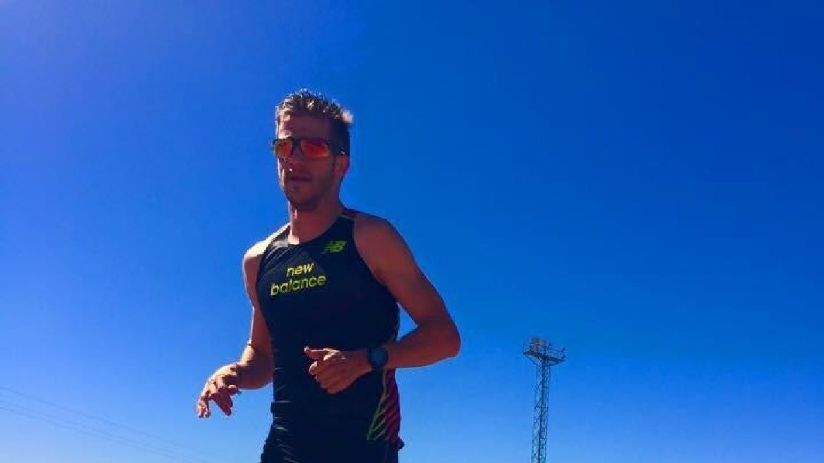 Javi Abad durante un entrenamiento.-