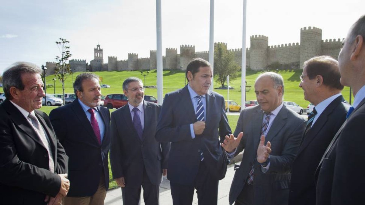 El consejero de Sanidad, Antonio María Sáez, inaugura el VII Encuentro de Investigación en Enfermería-Ical