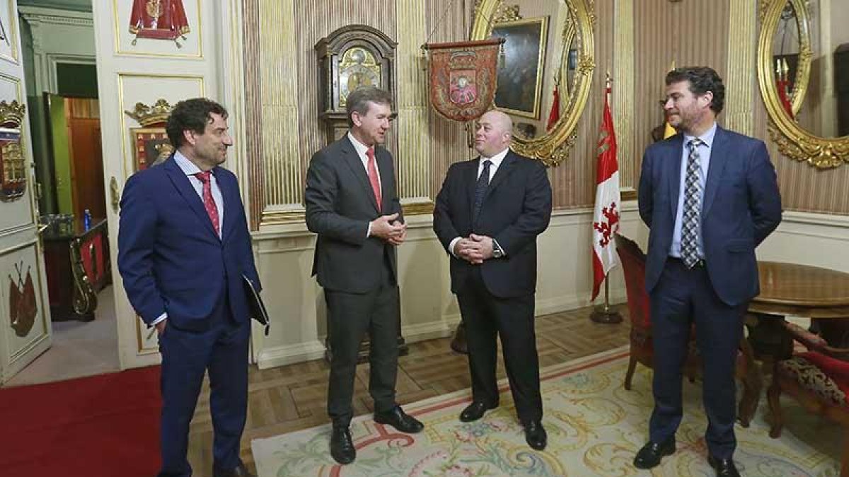 Jesús Martínez, Antonio Caselli, Javier Lacalle y David García Garrote.-RAÚL G. OCHOA