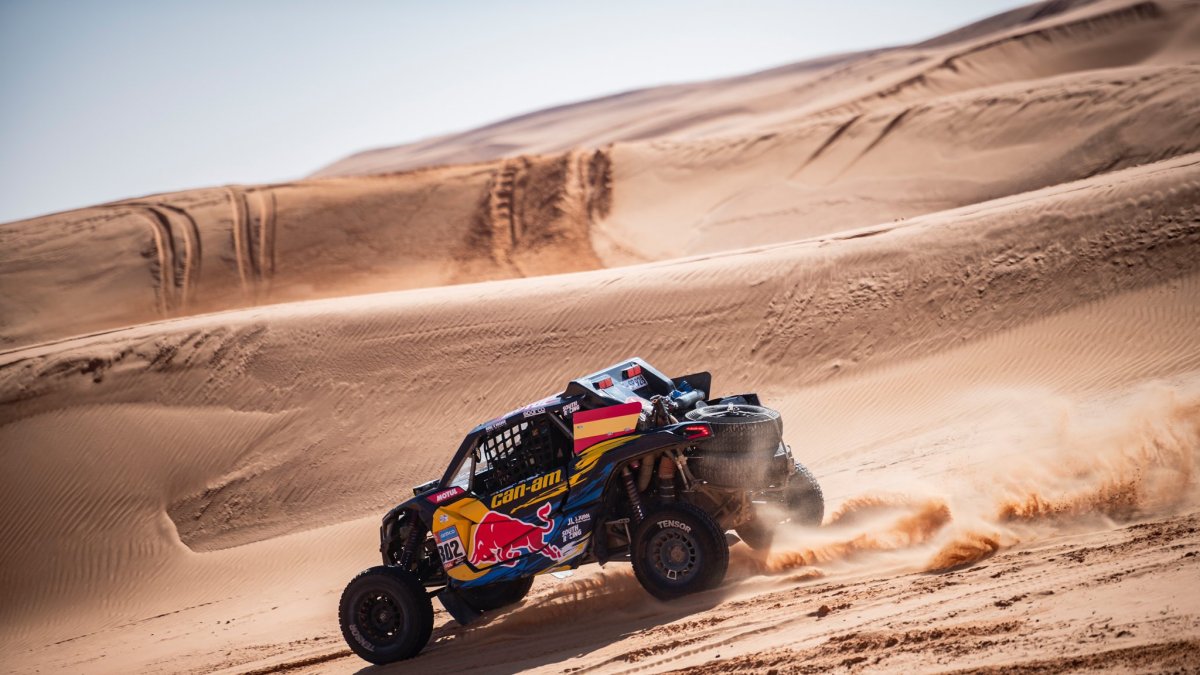 Cristina Gutierrez al volante de su RedBull. @CrisGutierrez