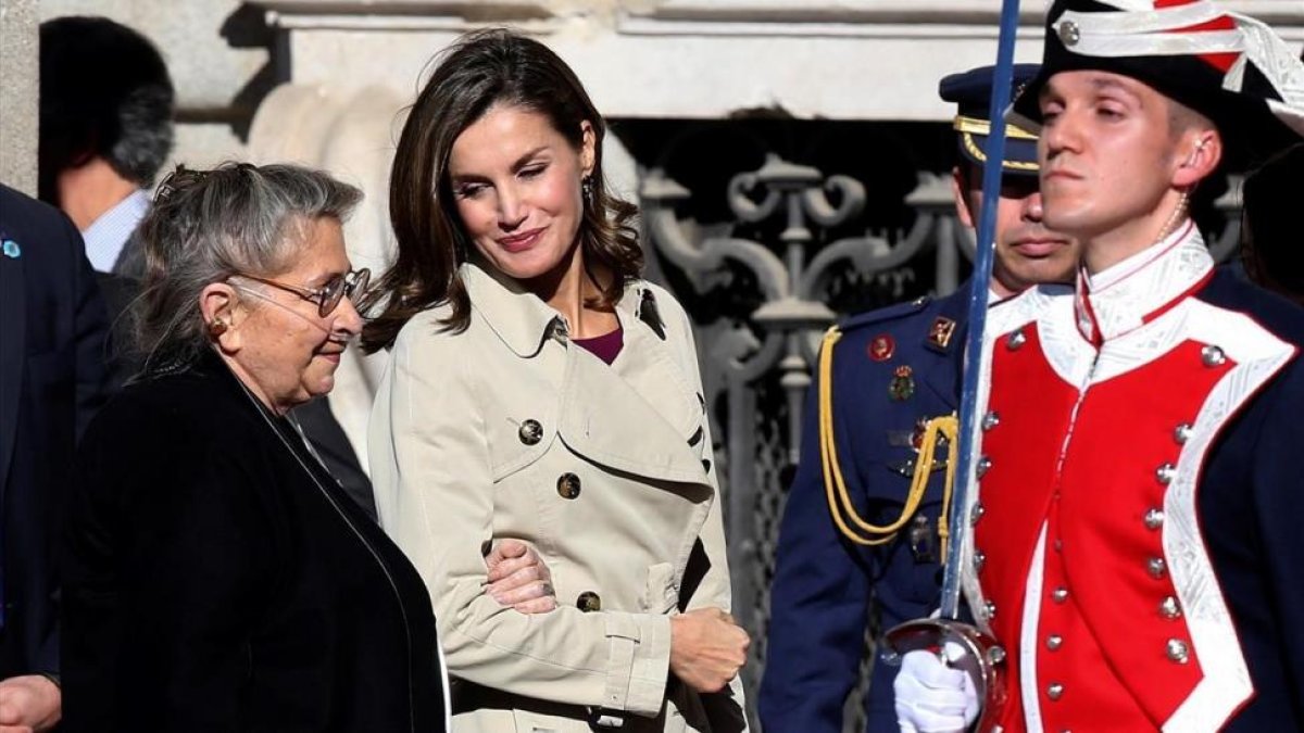 Letizia y la primera dama de Israel Nechama Rivlin, durante el encuentro en el Palacio Real.-CHEMA MOYA