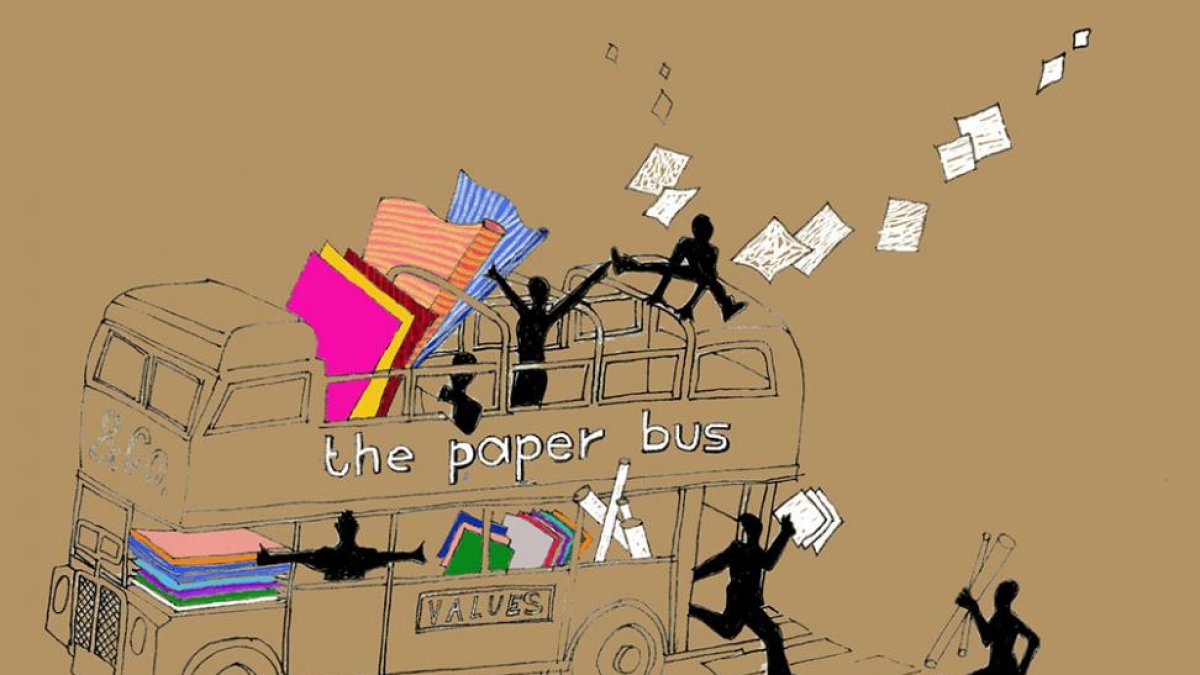 Imagen de The Paper Bus.-