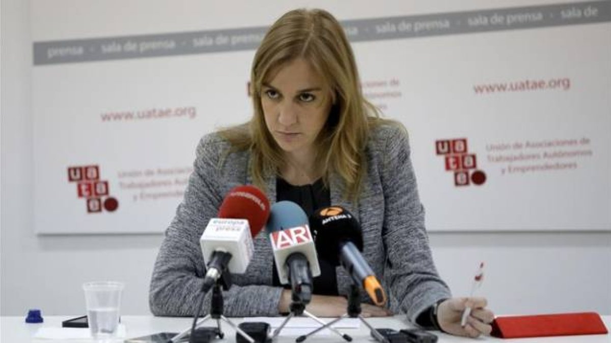 Tania Sánchez, durante la rueda de prensa que ha ofrecido este martes.-Foto: JOSÉ LUIS ROCA